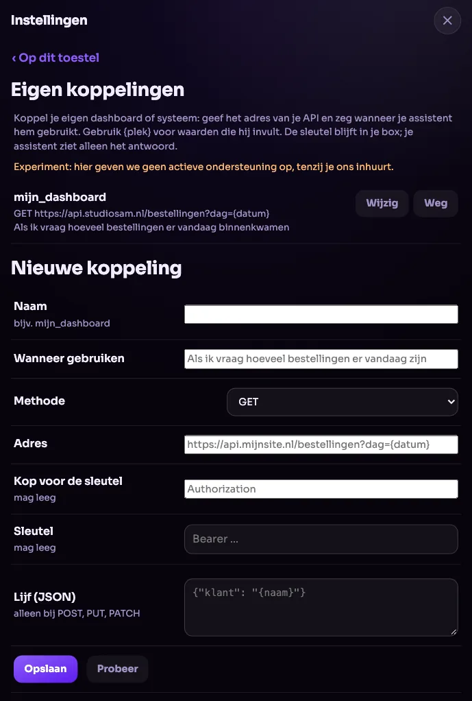 Eigen koppelingen: uitleg, de melding dat het een experiment is, een bestaande koppeling en het formulier voor een nieuwe.